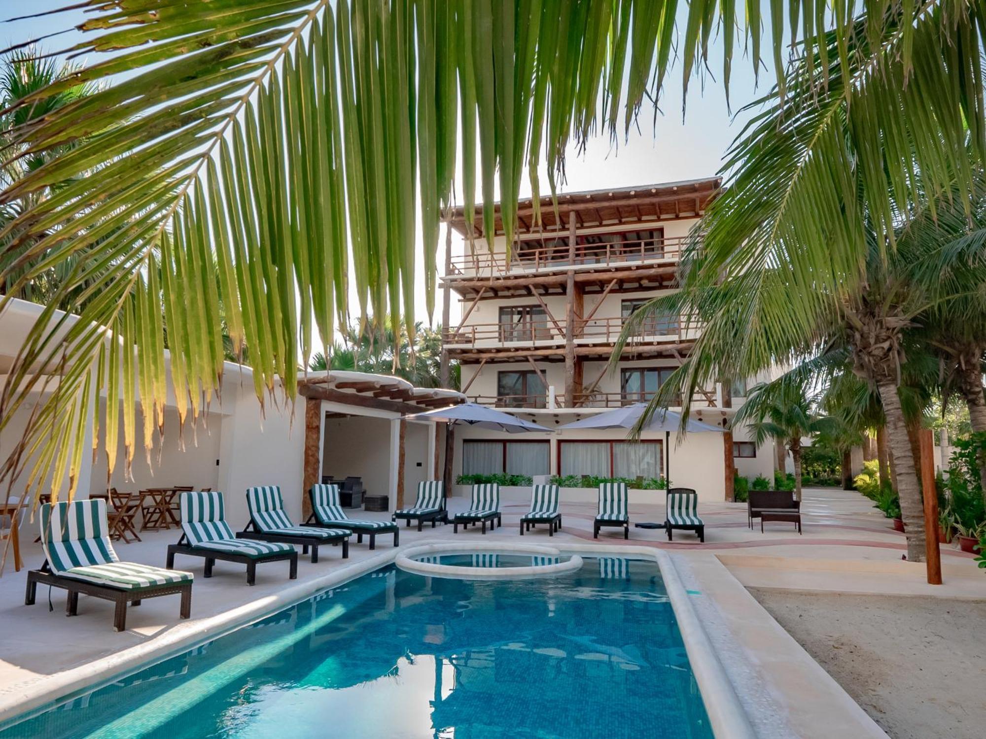 Beach Front Hotel Boutique Dk House جزيرة هول بوكس المظهر الخارجي الصورة