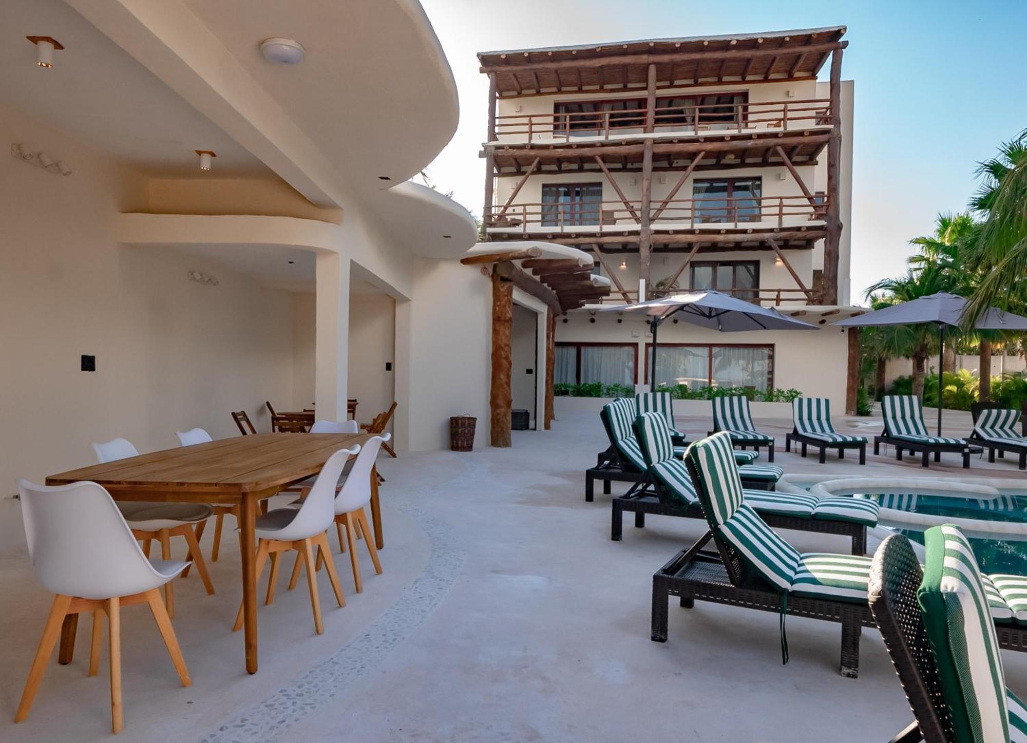 Beach Front Hotel Boutique Dk House جزيرة هول بوكس المظهر الخارجي الصورة